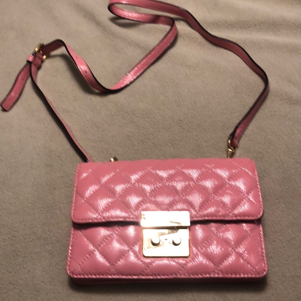 Michael Kors crossbody - Picture 1 of 4